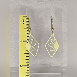 Hand Crafted Cream Floral Earrings